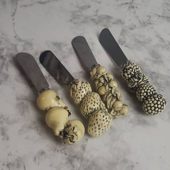 4 Vintage Boston Warehouse Stainless Steel Fruit Spreader/Knifes - Picture 2 of 9